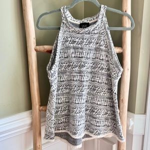 Anthropologie W5 Medium Sleeveless Gray & White Boho Fringe Top